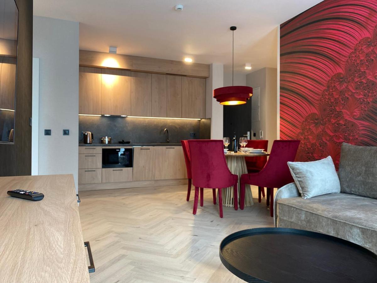 Apartamenty Verano Plus 코워브제크 외부 사진